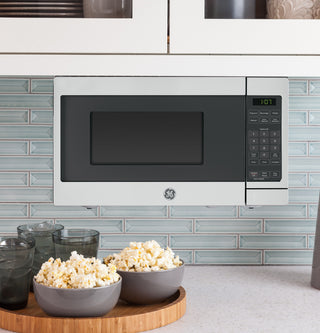 GE® 0.7 Cu. Ft. Spacemaker® Countertop Microwave Oven