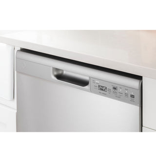GE® Front Control with Plastic Interior Dishwasher with Sanitize Cycle & Dry Boost