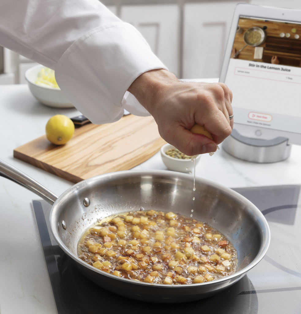 Café™ 30" Smart Touch-Control Induction Cooktop