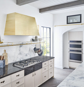 Monogram 30" Electric Convection Single Wall Oven Statement Collection